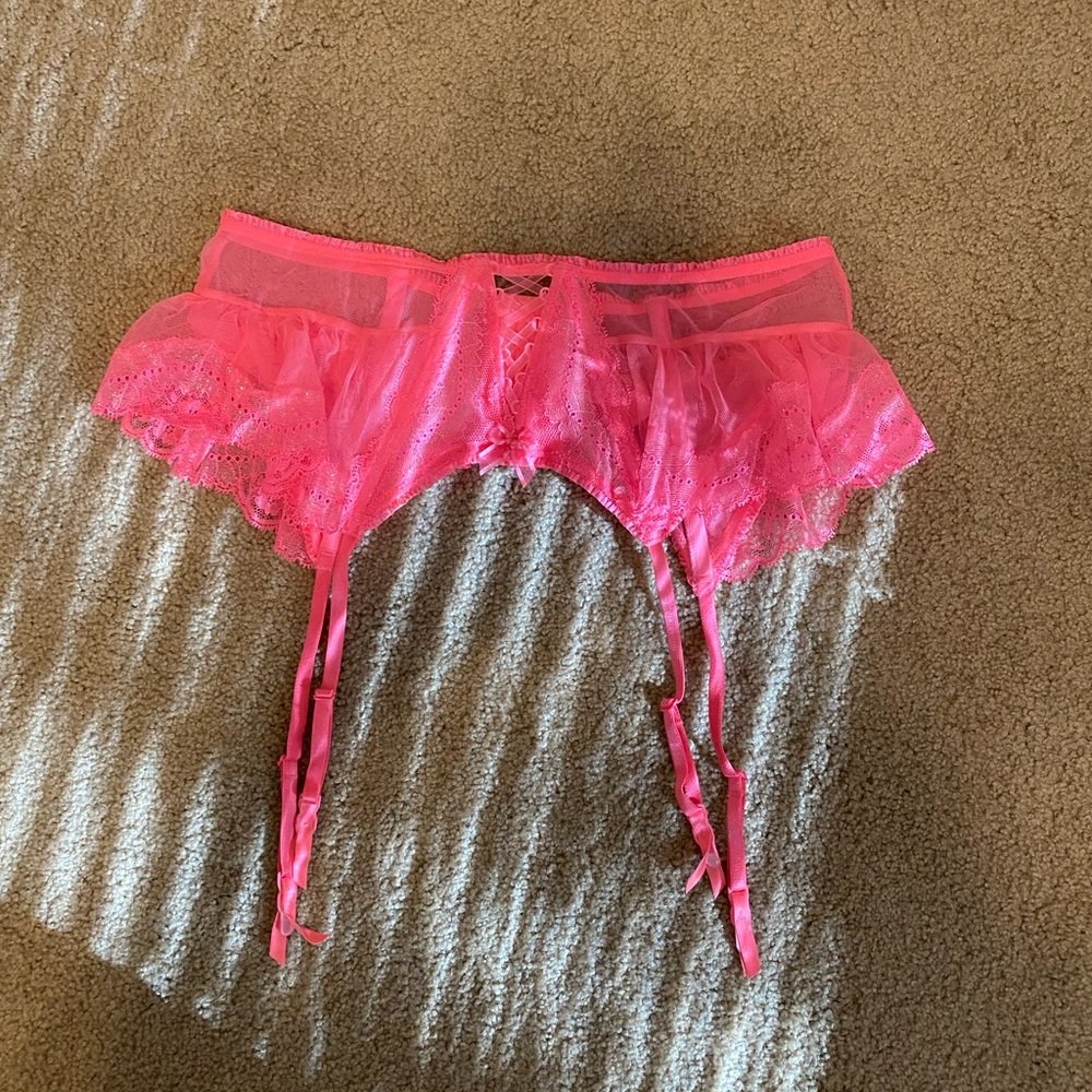 Victorias Secret VS hot pink y2k lace sparkle shimmer garter belt medium large